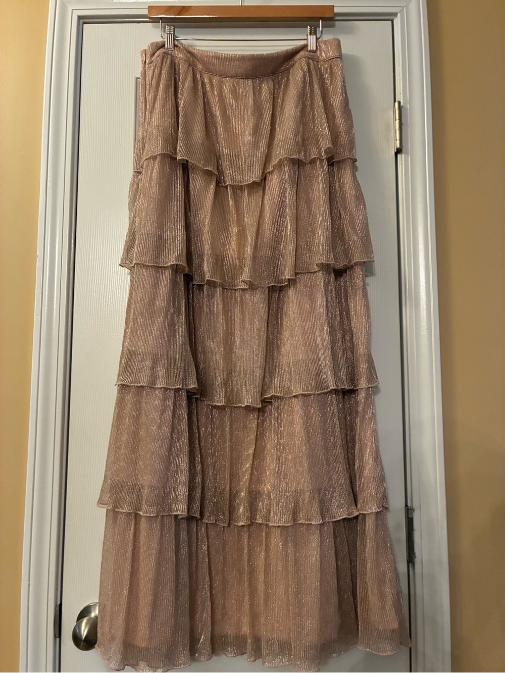 Tiered Metallic Gold Shimmering Maxi Skirt Side Zipper Full Lining. Size XL